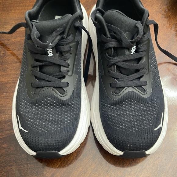 Hoka Arahi 7 - Picture 2 of 4